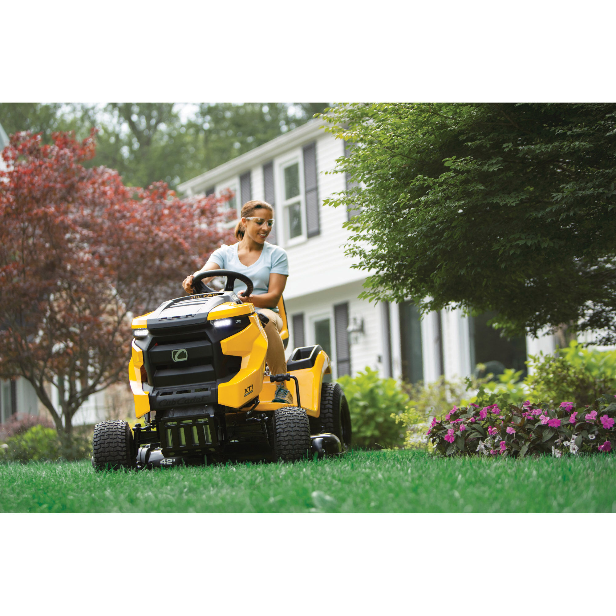 Cub Cadet XT1 LT42 IntelliPOWER Enduro Series 42 in. Riding Lawn Mower side view